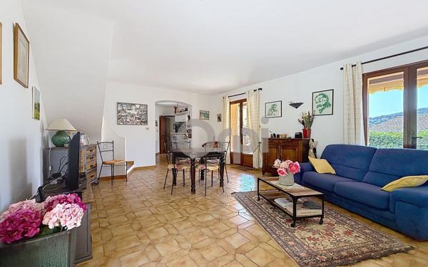 Maison à vendre    5 pièces • 94 m2 Les Issambres - Roquebrune-sur-Argens
