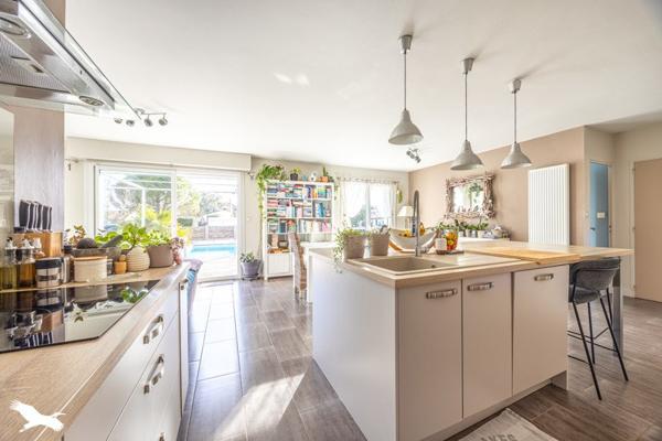 Maison à vendre |  Angoulins |  7 pièces | 144 m²