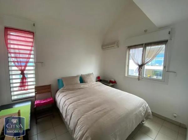 Appartement à louer 2 pièces 44.32m² Saint-Joseph (97480)