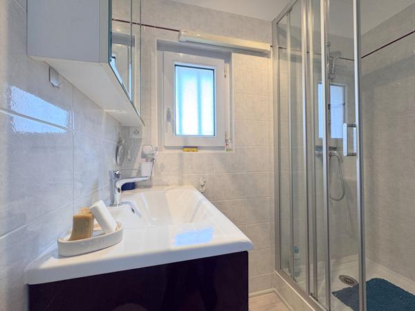 17200 ROYAN Bel Appartement t2 rénové proche plage du Chay