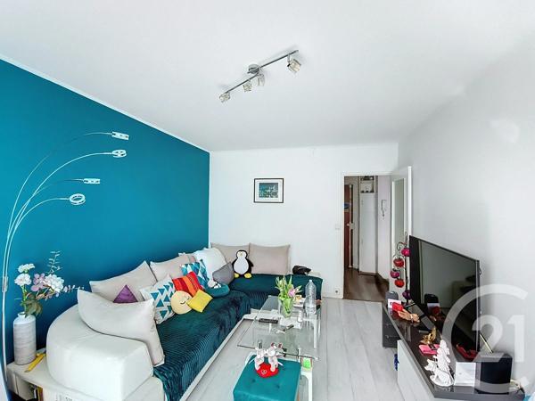 Appartement F3 à vendre  3 pièces - 56 m 2   AUBERVILLIERS  - 93