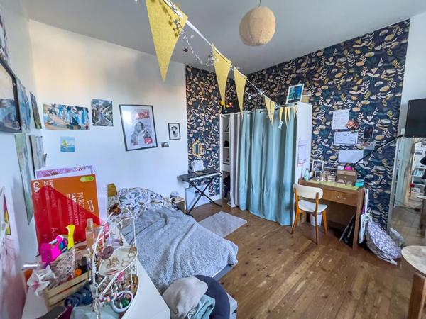 Maison 3 chambres avec jardin, terrasse, cave et grand garage,  
La rochelle 17000