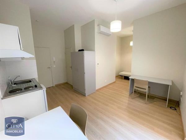 Appartement à louer 1 pièce 25.27m²