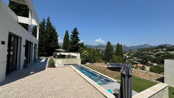 Belle Villa Californienne Vence 6 pièce(s) 206 m2