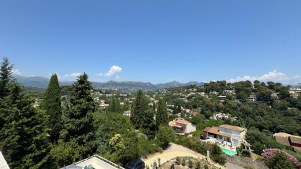 Belle Villa Californienne Vence 6 pièce(s) 206 m2