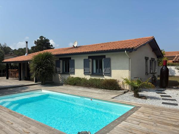 Maison rénovée avec piscine  – Gujan-Mestras