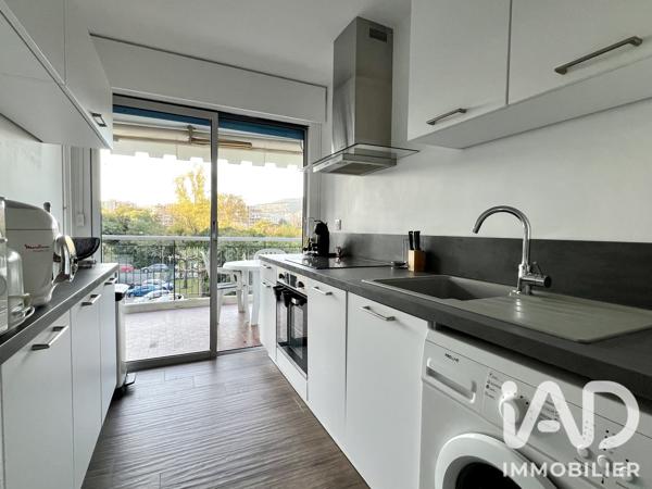 Location appartement 2 pièces 47,31 m² Mandelieu-la-Napoule