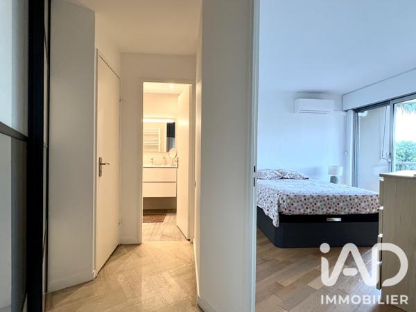 Location appartement 2 pièces 47,31 m² Mandelieu-la-Napoule