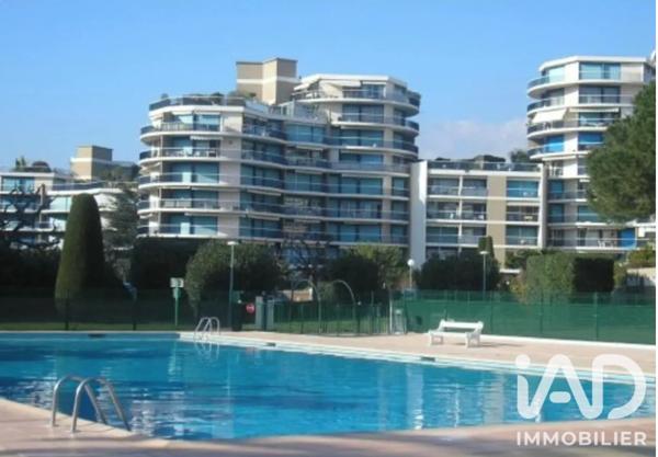 Location appartement 2 pièces 47,31 m² Mandelieu-la-Napoule