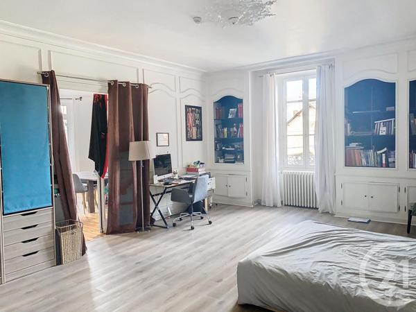 Appartement T5 à vendre  6 pièces - 161,50 m2 REDON - 35