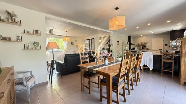 Maison à vendre à Estaires - Réf. estf54