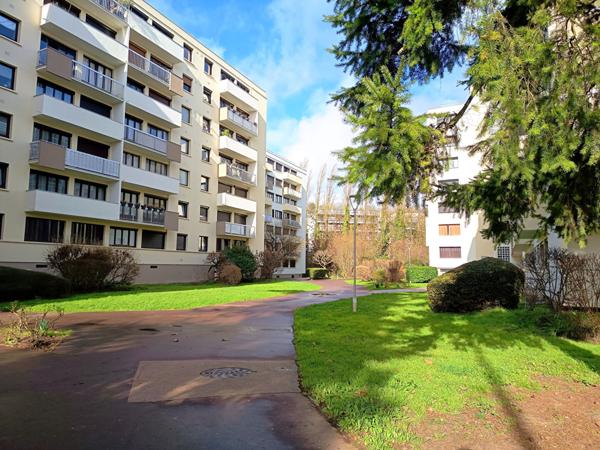 appartement 2 pièces 49m² ATHIS MONS