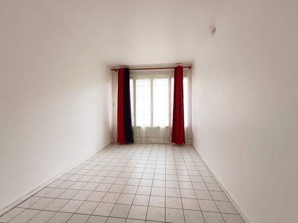 appartement 2 pièces 49m² ATHIS MONS