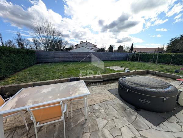 Maison à vendre spacieuse à Montpon-Ménestérol en Dordogne- 4 chambres et jardin