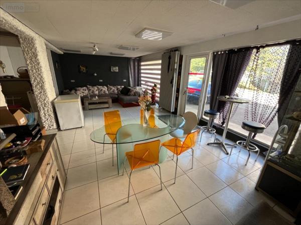 Maison individuelle à vendre à Montbéliard dans le Doubs (25200), ref : M-8-1059813