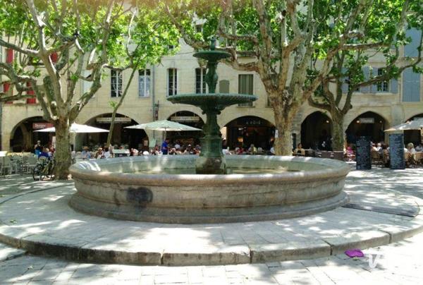 Restaurant à vendre 113 m² Uzès