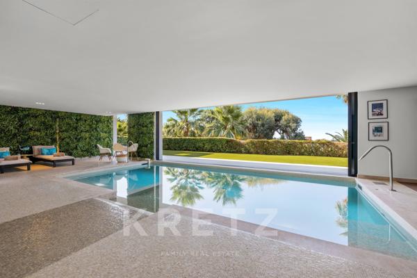 Villa unique à Cannes, 1 130 m² avec vue mer panoramique
