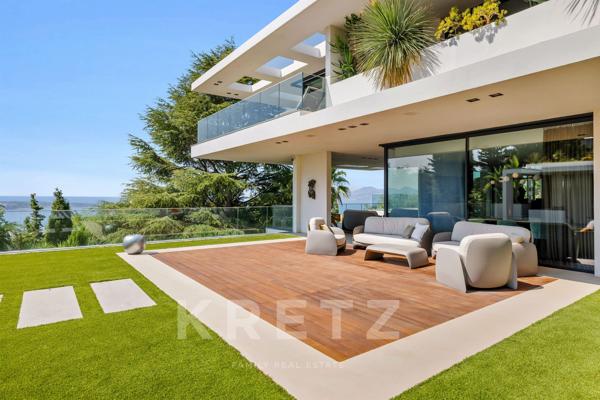 Villa unique à Cannes, 1 130 m² avec vue mer panoramique