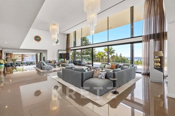 Villa unique à Cannes, 1 130 m² avec vue mer panoramique