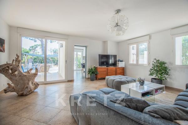 Villa de Caractères de 242m2 - La Marana à 200m de la mer