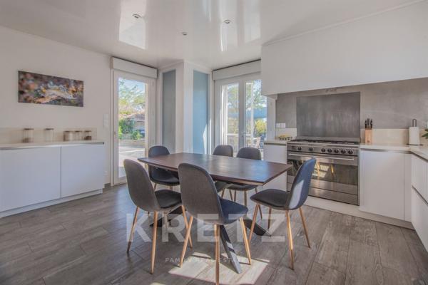 Villa de Caractères de 242m2 - La Marana à 200m de la mer