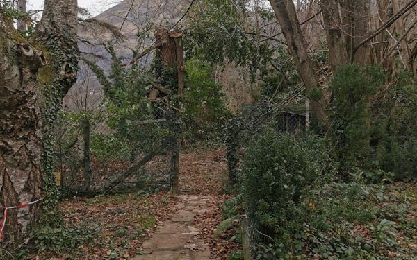 Maison à vendre    2 pièces •  Laruns