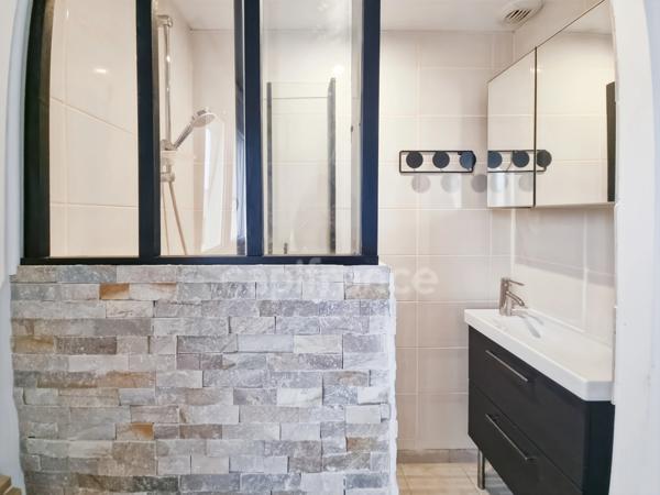 Maison à vendre 6 pièces SAINT LOUP DE VARENNES (71)