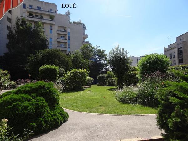 Courbevoie (92400) Location appartement 2 pièces 46 m² dans résidence Hespérides