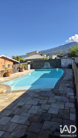 Maison à vendre 11 pièces 190 m² Saint-Pierre