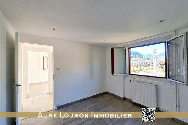 Arreau (65240) APPARTEMENT 4 PIÈCES 62.8m² AVEC BALCON AU CŒUR DU VILLAGE D'ARREAU