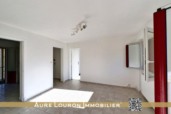 Arreau (65240) APPARTEMENT 4 PIÈCES 62.8m² AVEC BALCON AU CŒUR DU VILLAGE D'ARREAU