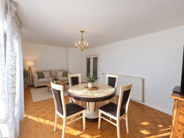 SAINT-ÉTIENNE – TRÉFILERIE T3 LUMINEUX DE 70,44 M², GARAGE, PLACE DE PARKING ET CAVE – 75 000 €