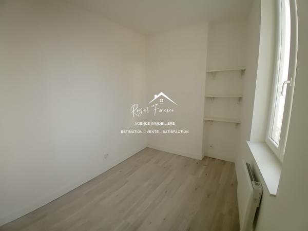 Dans un quartier calme, vous avez un parking gratuit à proximité