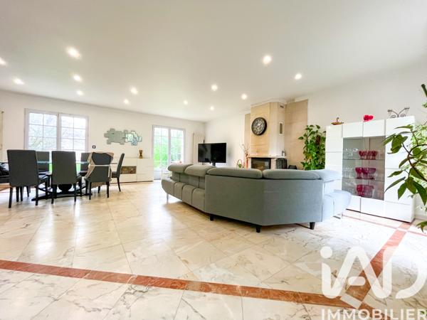 Maison à vendre 7 pièces 195 m² Bièvres