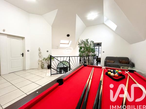 Maison à vendre 7 pièces 195 m² Bièvres
