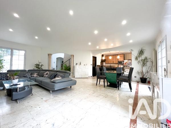 Maison à vendre 7 pièces 195 m² Bièvres
