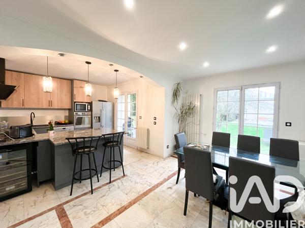 Maison à vendre 7 pièces 195 m² Bièvres