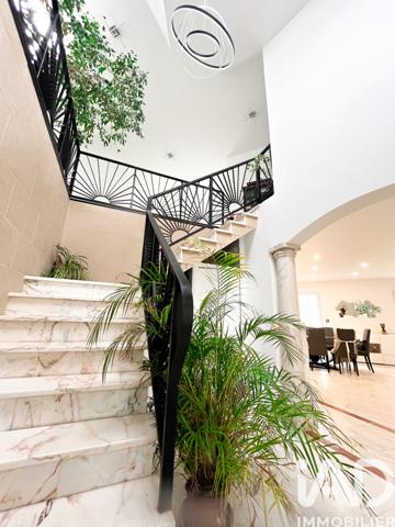 Maison à vendre 7 pièces 195 m² Bièvres