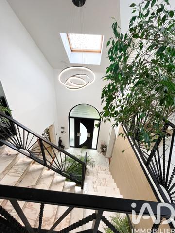 Maison à vendre 7 pièces 195 m² Bièvres