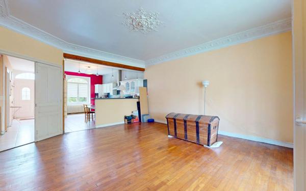 Maison à vendre    7 pièces •  Gondrecourt-Aix