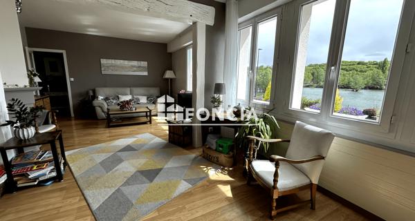 À vendre Maison 9 pièces 193 m² - Lèves 28300