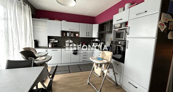 À vendre Maison 9 pièces 193 m² - Lèves 28300