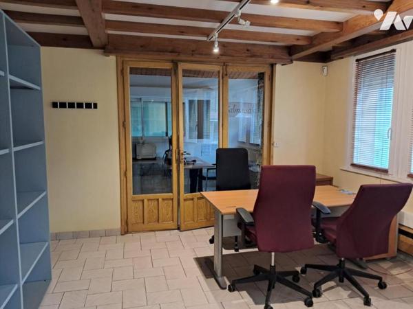 LE PORTEL A VENDRE ENSEMBLE IMMOBILIER APPARTEMENTS ET LOCAUX COMMERCIAUX