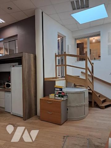 LE PORTEL A VENDRE ENSEMBLE IMMOBILIER APPARTEMENTS ET LOCAUX COMMERCIAUX