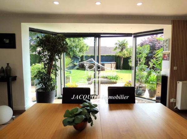 Vente immobilière : Maison à Halluin  5 pièces 140 m² 415 000 €- Jacquot Immobilier.
