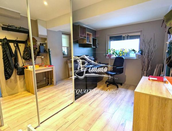 Vente immobilière : Maison à Halluin  5 pièces 140 m² 415 000 €- Jacquot Immobilier.