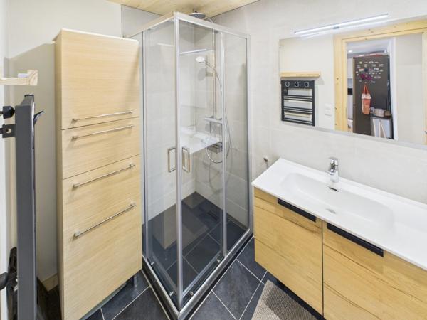 Haute Savoie (74), à vendre SAMOENS - Domaine skiable Grand Massif - Appartement T3 63 m²