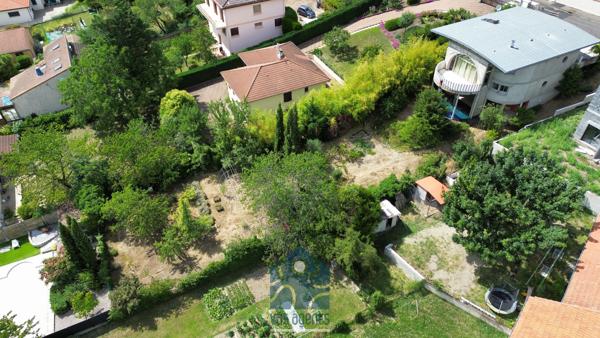 Villa 8 pièce(s) 5 chambre(s) 218 m²