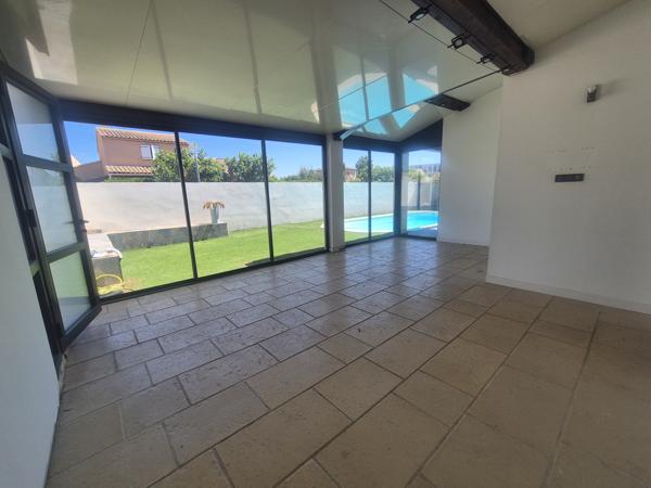 Maison de plain pied avec piscine- Secteur Bolmon