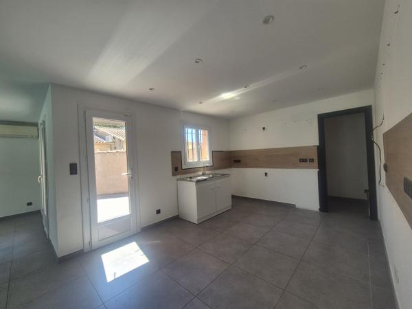 Maison de plain pied avec piscine- Secteur Bolmon